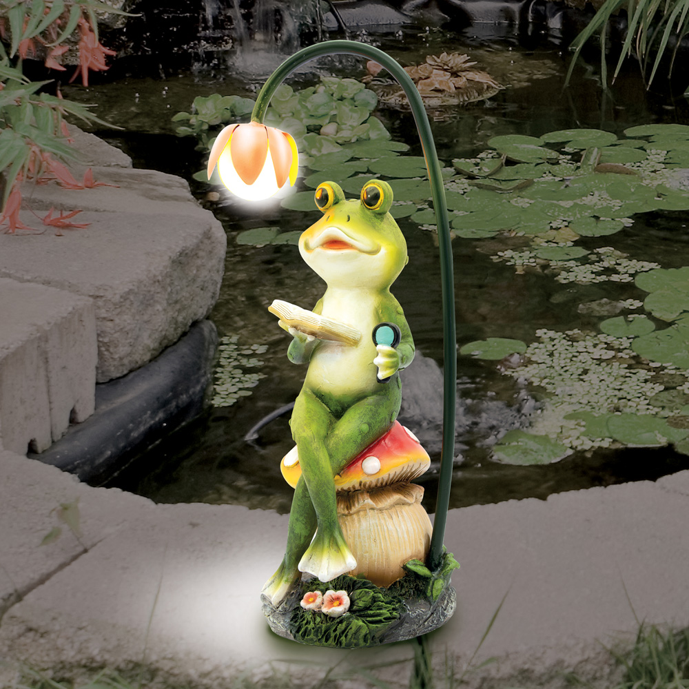 GardenKraft Frog Reading Under Fairy Flower LED Solar Decorative Light Image 7