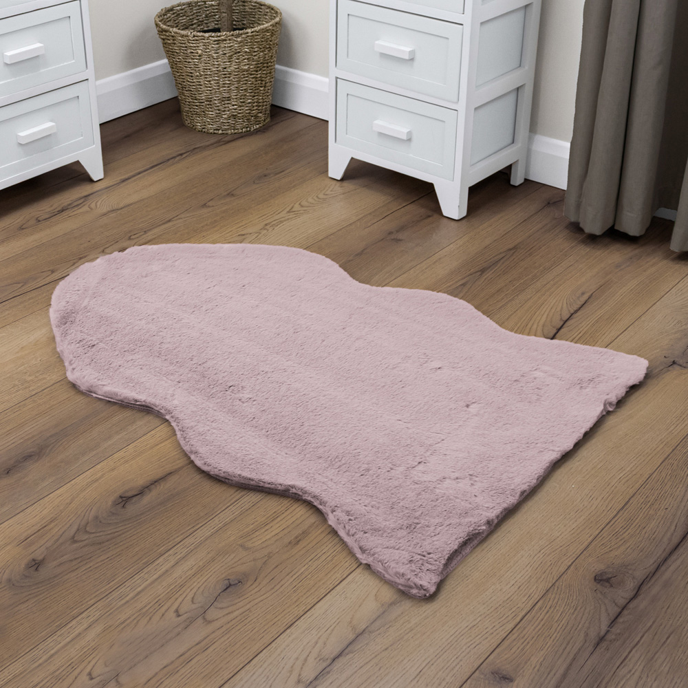 JVL Pink Faux Fur Rug 60 x 90cm Image 2
