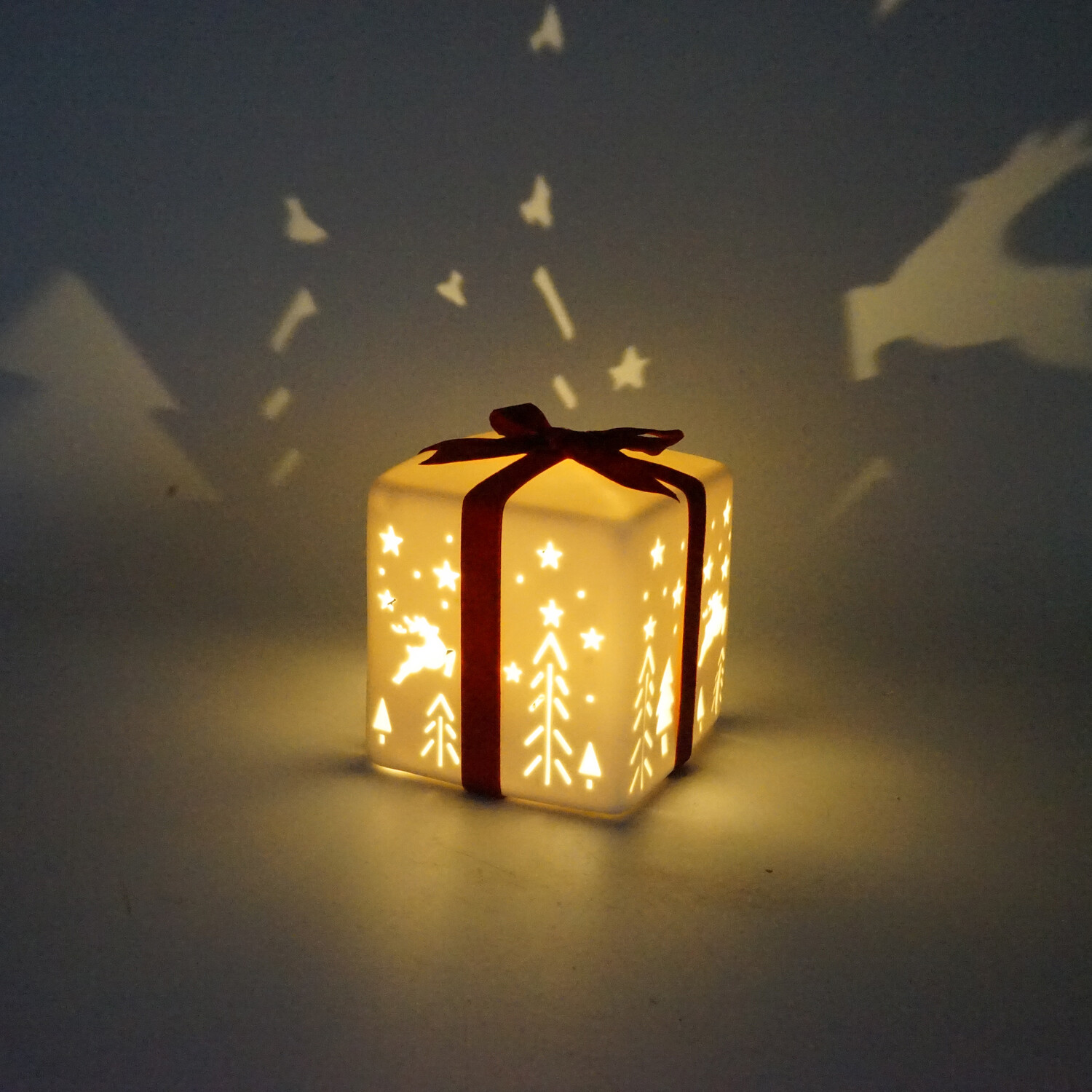 LED Decorative Present White and Red Image 2