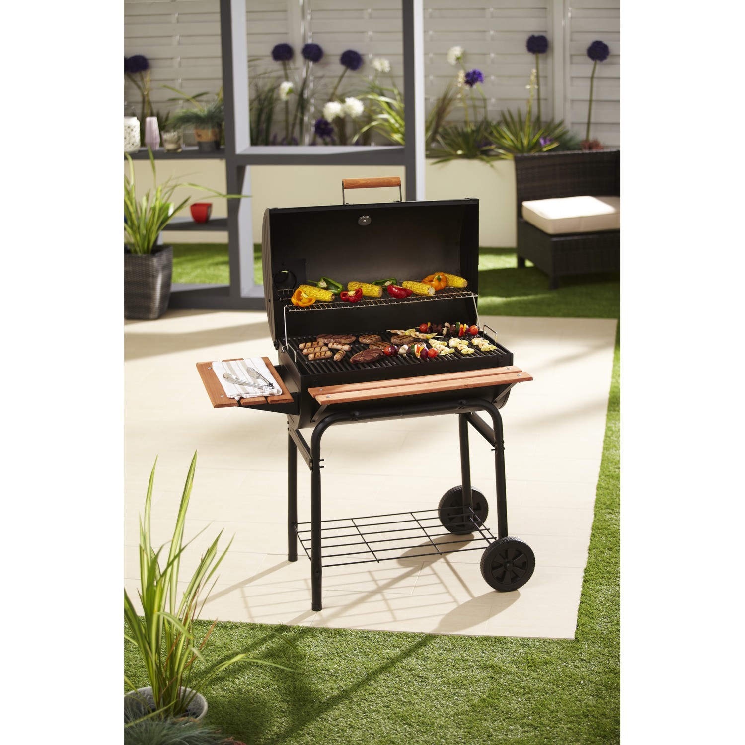 Super Pro Charcoal BBQ  - Black Image 1