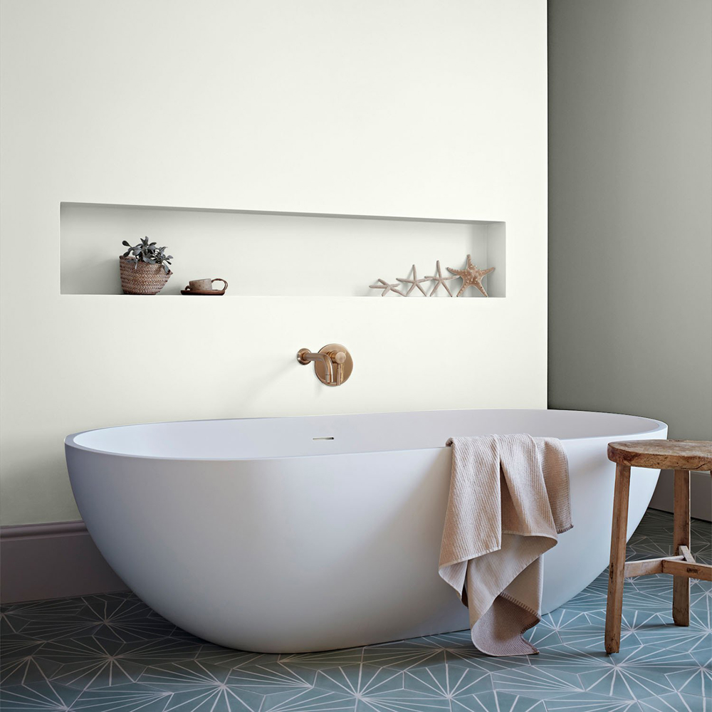 Crown Easyclean Mid Sheen Bathroom Paint - Milk White / 2.5l Image 4