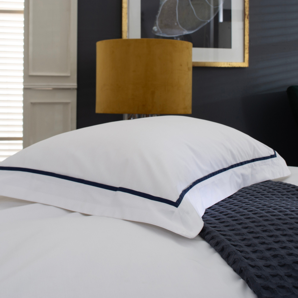 The Lyndon Company Hampstead Single Navy Duvet Set Image 2