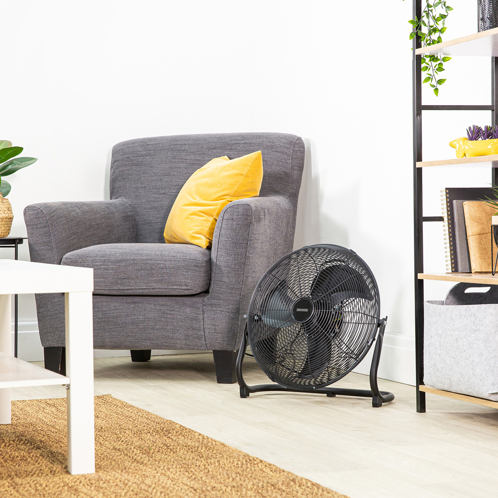 Zanussi Black Floor Fan 16 inch Image 6