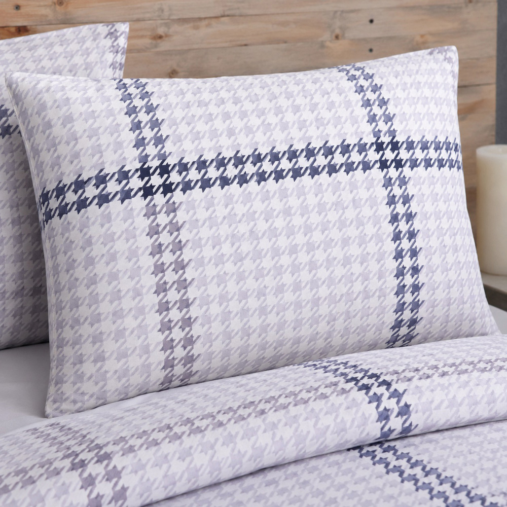 Smart Living Double Lilac Houndstooth Check Duvet Set Image 4
