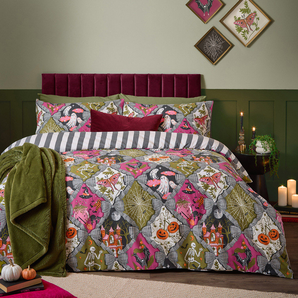 Furn Double Hallowquin Spooky Monochrome and Green Reversible Duvet Cover Set Image 1