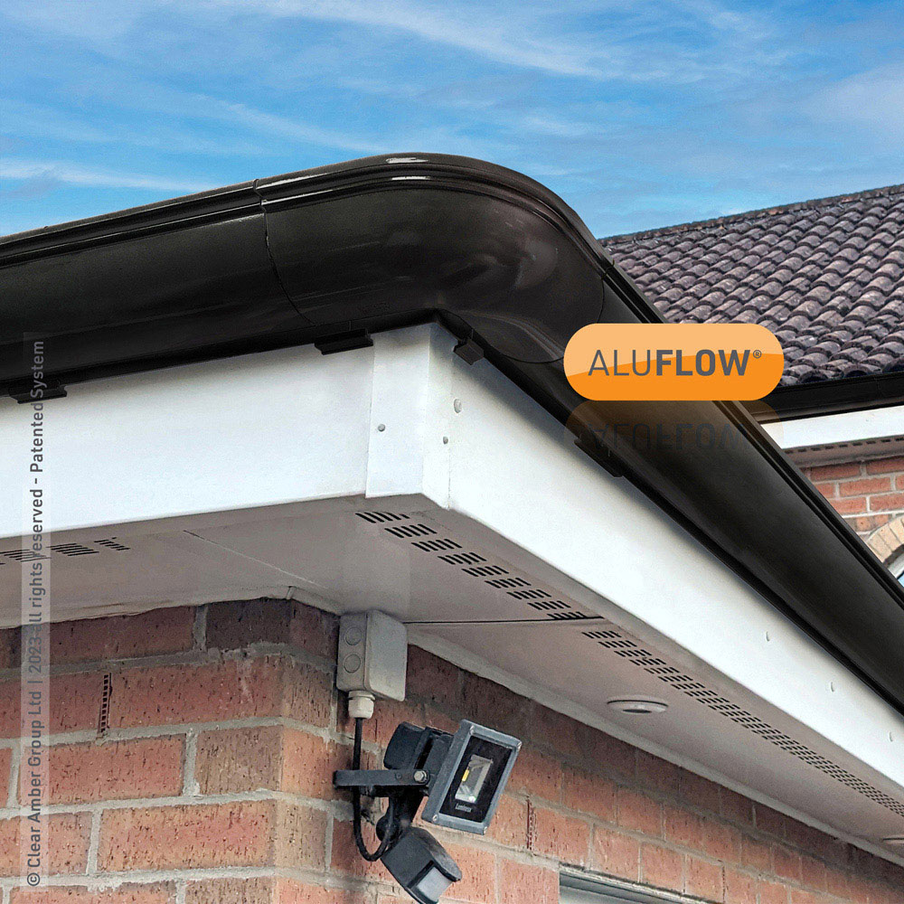 Aluflow Black 90 Degrees Deep External Gutter Angle Image 2