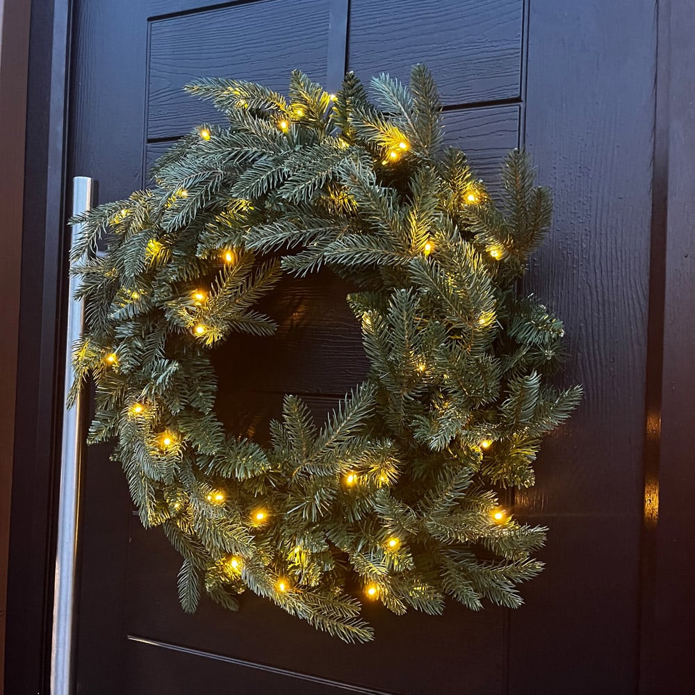 Festive Christmas Pre-Lit Green Wreath 60cm Image 8