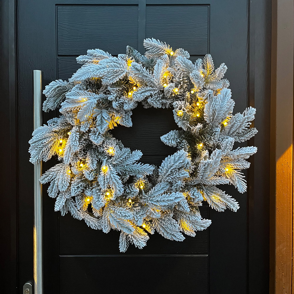 Festive Christmas Pre-Lit Snow Flocked Wreath 60cm Image 2