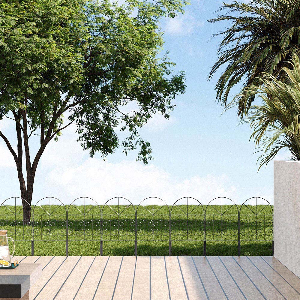 Living and Home Arched 32 x 42cm 25 Pack Metal Border Fence Decoration Set Image 2