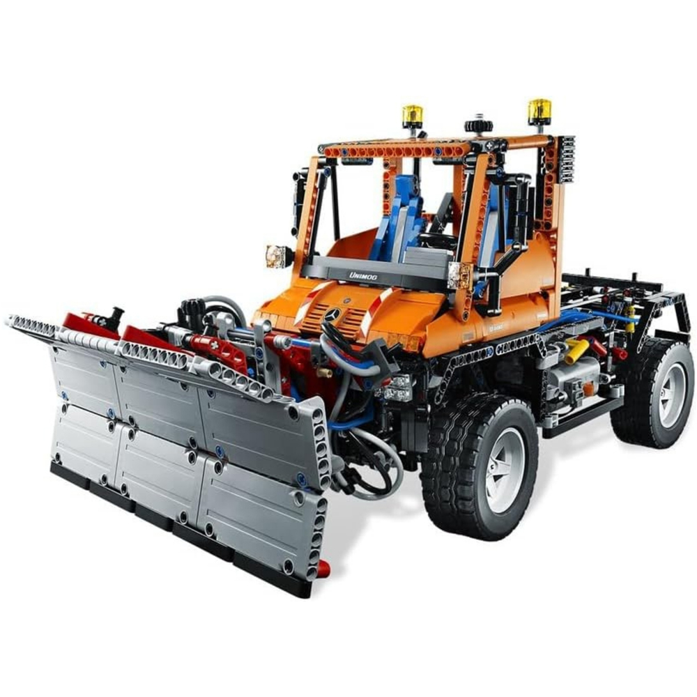 LEGO Technic 8110 Unimog U400 Set 2048-Piece Image 2