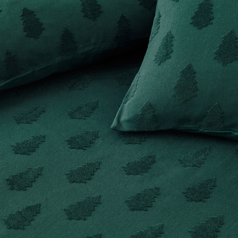 furn. Yard Tufted Tree Super King Size Green Festive Duvet Cover Set Image 3