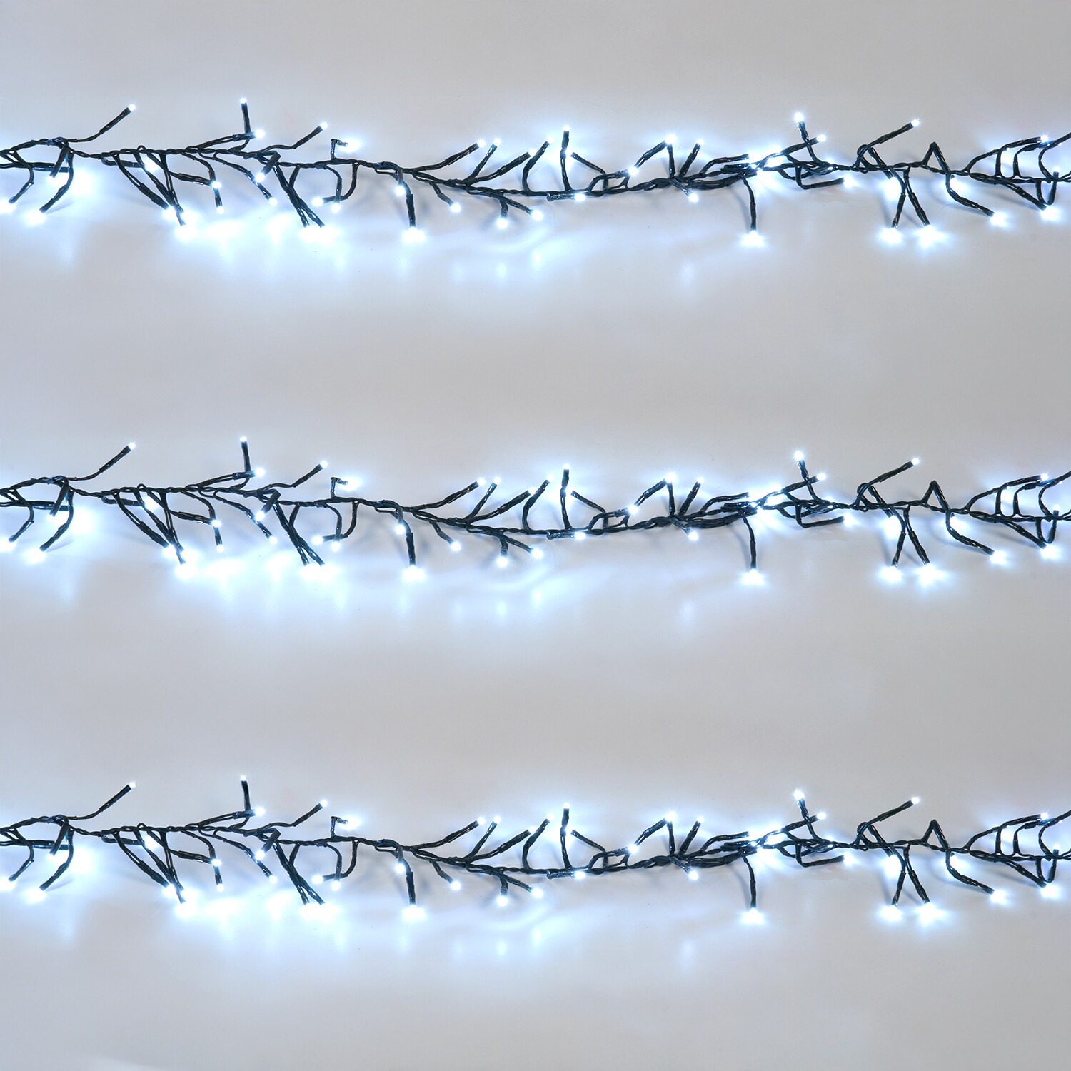 Cluster LED Light Chain Ice White 4000 Image 4