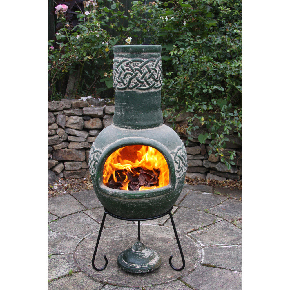 Gardeco Edyth Large Celtic Theme Mexican Chimenea with Stand and Lid Image 4