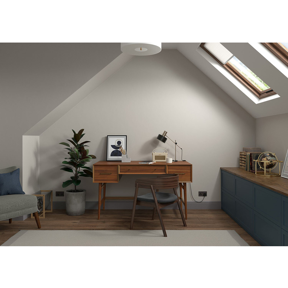 Dulux Heritage Walls and Ceilings Pebble Grey Velvet Matt Emulsion Paint 2.5L Image 6