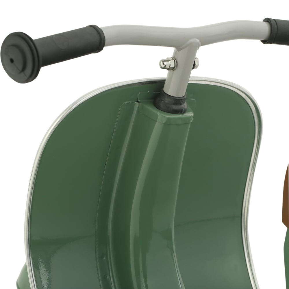 Ambosstoys Primo Green Scooter Image 7