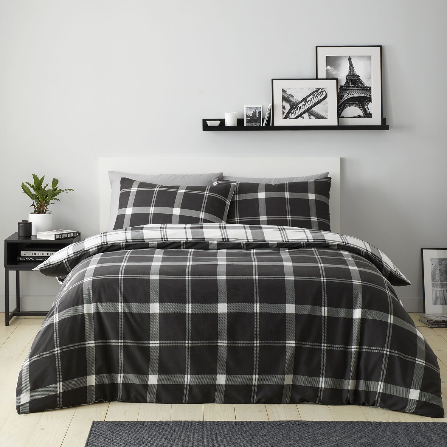 Brodie Check Duvet Set - Black and White / Single Image 1