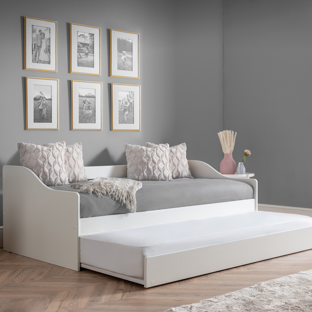 Julian Bowen Elba Surf White Daybed Image 8