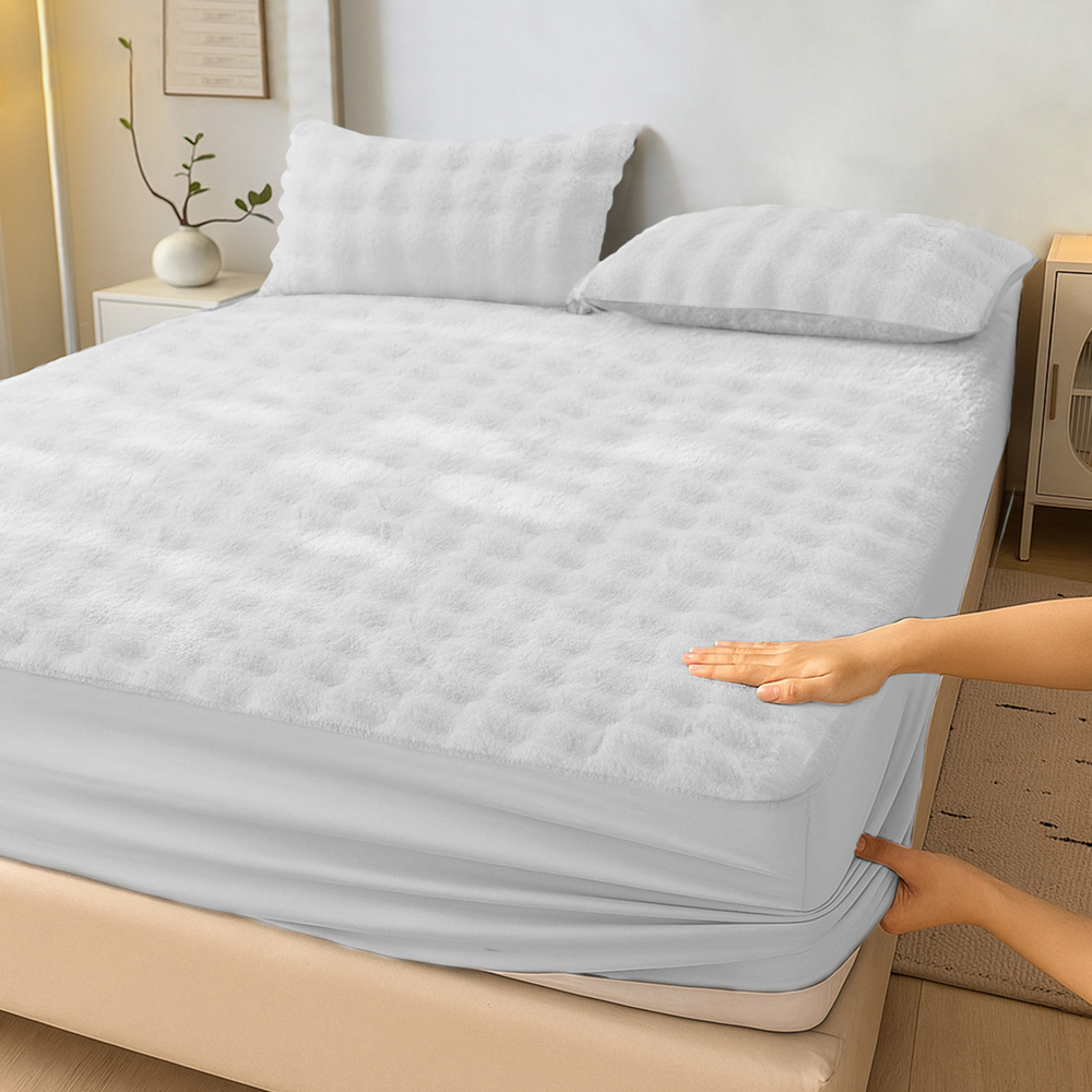 Sweet Dreams Alpine Single White Faux Fur Fitted Sheet Image 2
