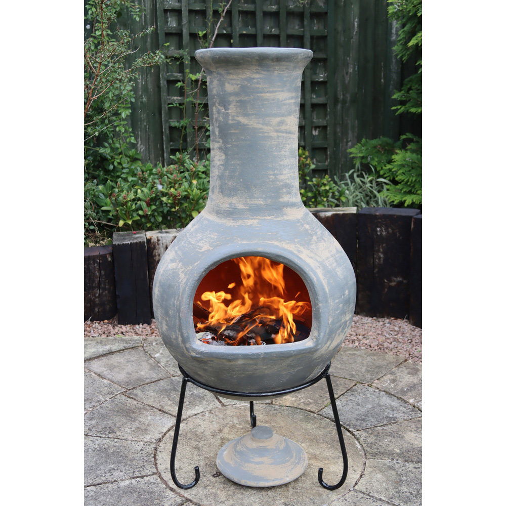Gardeco Colima Extra Large Mid Grey Mexican Chimenea with Stand and Lid Image 2