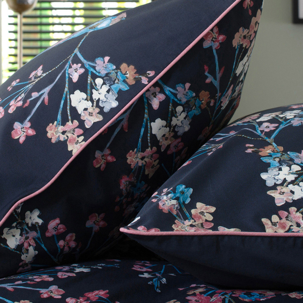 The Lyndon Company Night Bird Super King Size 180 Thread Count Duvet Set Image 2