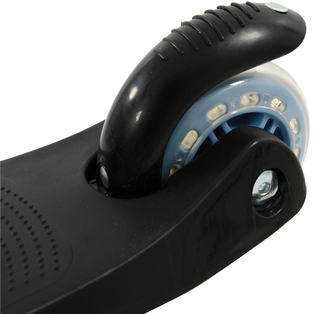 MoVe Blue Tilt and Glow Scooter Image 5