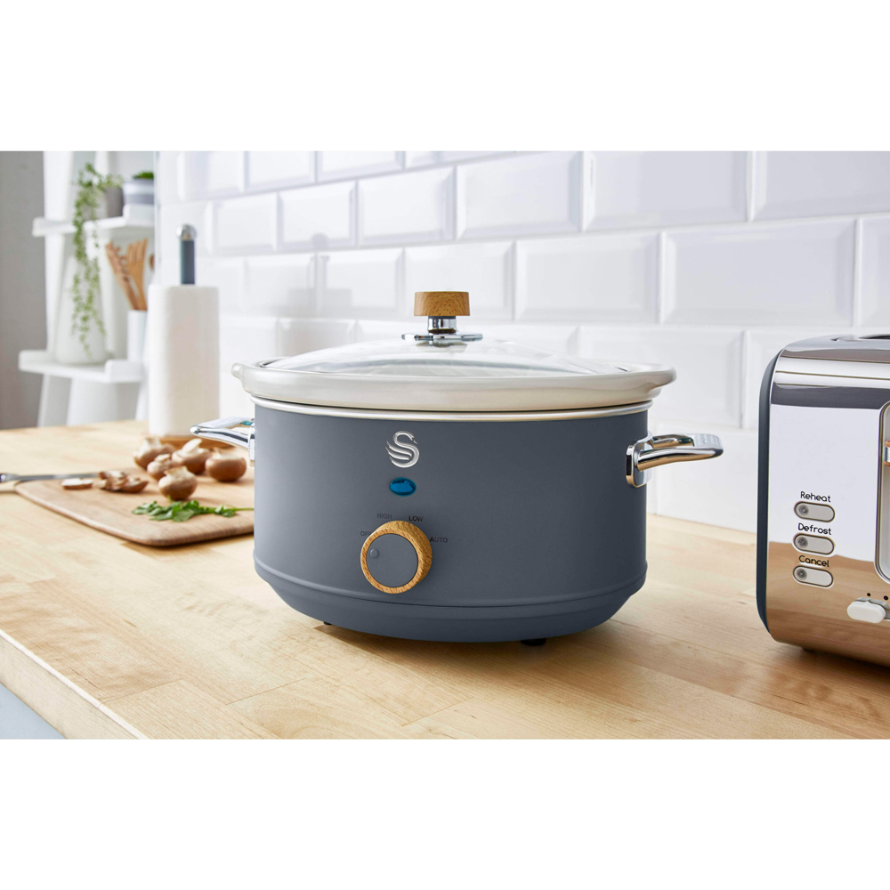 Swan Nordic EEJB205 Grey 4 Slice Toaster 1.7L Kettle and 3.5L Slow Cooker Bundle Image 3