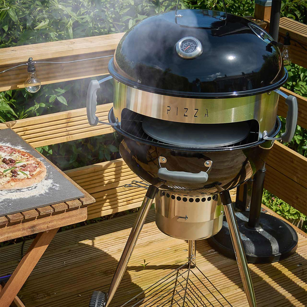 Bar-Be-Quick Pizza Kettle Charcoal Barbecue Image 3