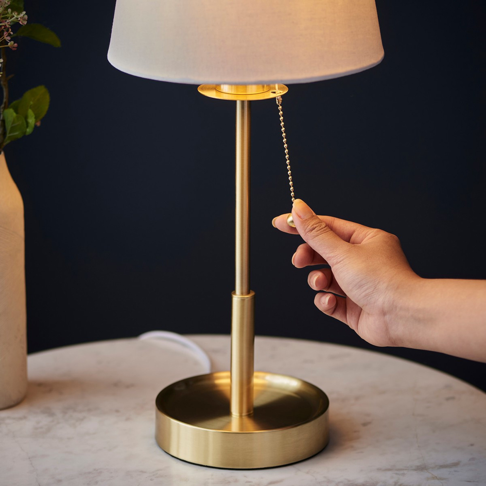 Merano Florence White and Satin Brass Vintage Table Lamp Image 4