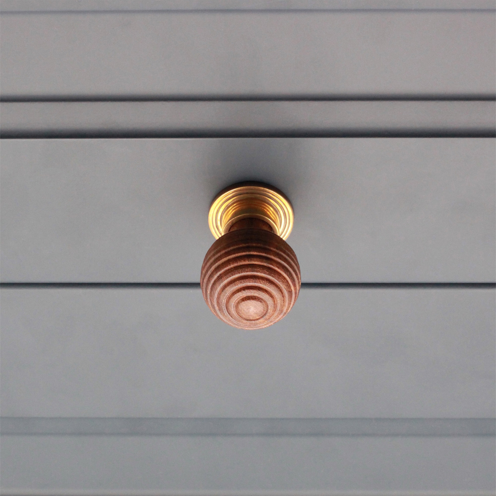 Spira Brass Rosewood Preston Aged Brass Cupboard Knob 35mm Image 2