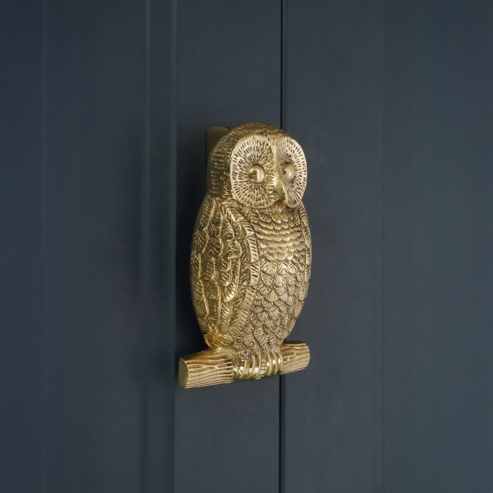 Spira Brass Polished Brass Owl Door Knocker Image 2