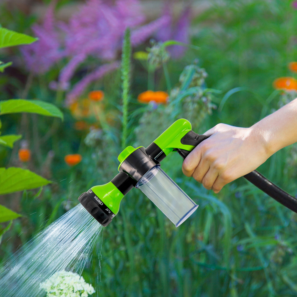 wilko Green 8 Mode Garden Hose Spray Gun with AntiSlip Handle Wilko