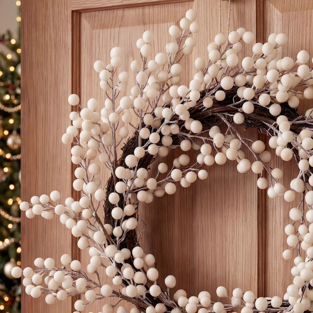 Charles Bentley White Berry Christmas Wreath 55cm Image 5