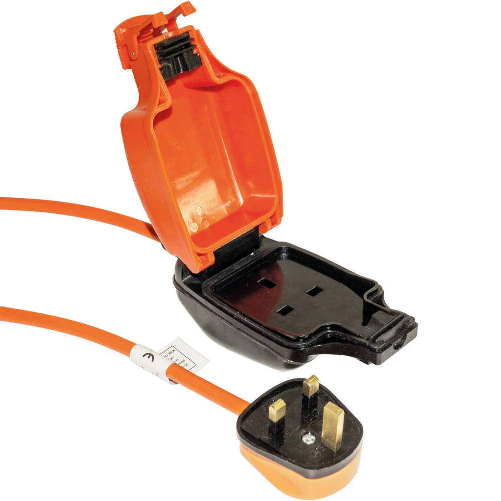 Eagle IP54 1 Gang Outdoor Lead 10m Image 2