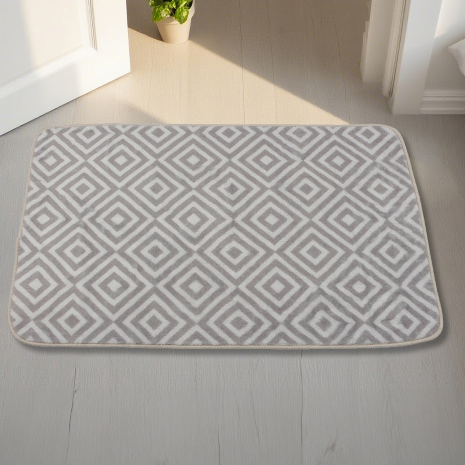 My Home Ultra Soft Washable Mat Image 3