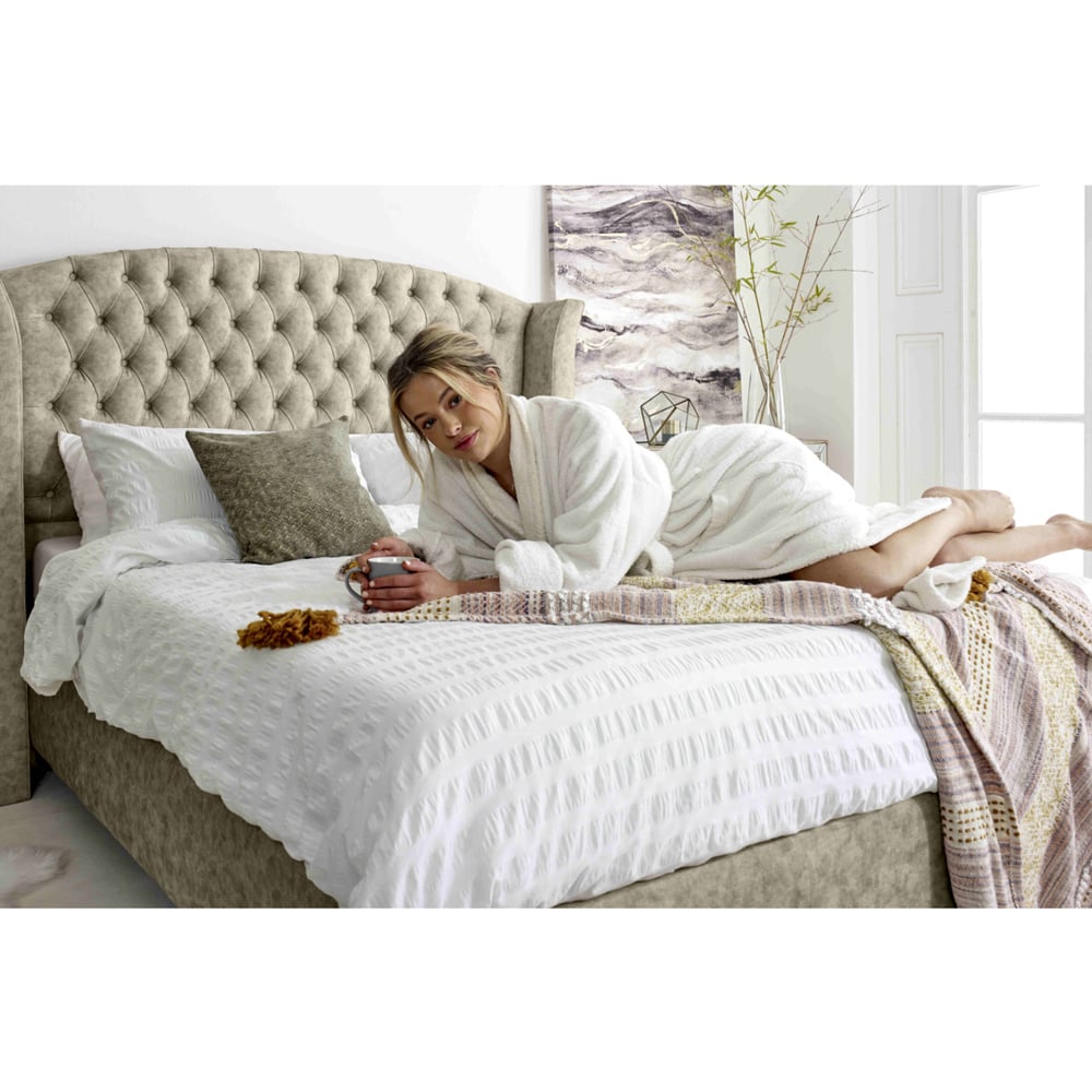 Eleganza Roseland Small Double Pearl Oakland Fabric Bed Frame with Chesterfield Headboard Image 4