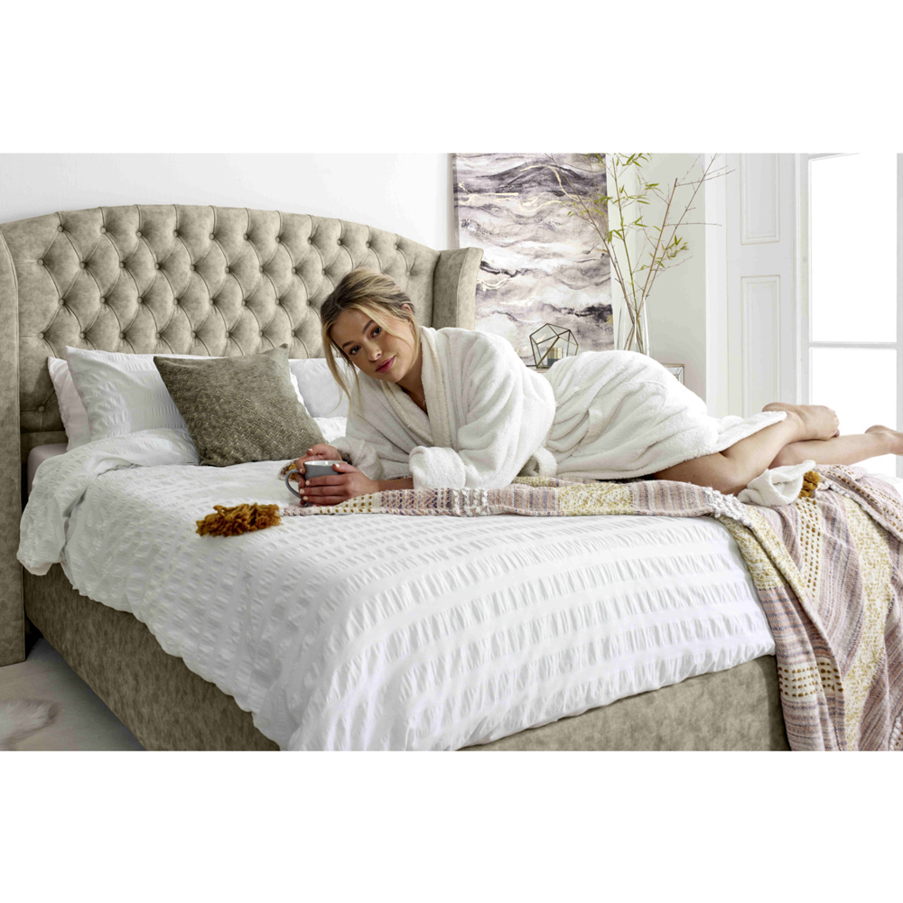 Eleganza Roseland Super King Size Pearl Oakland Fabric Bed Frame with Chesterfield Headboard Image 4