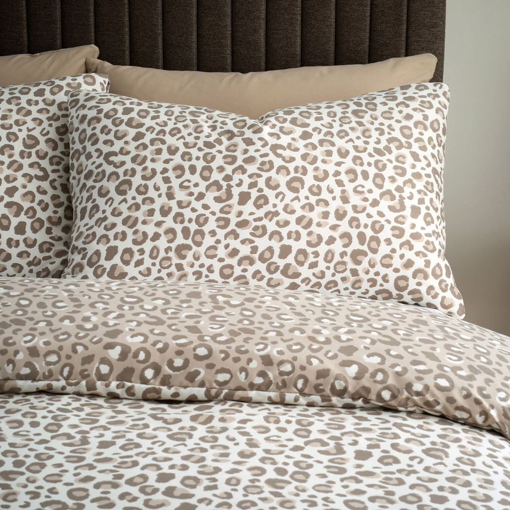 Leopard Print Duvet Natural Double Image 3
