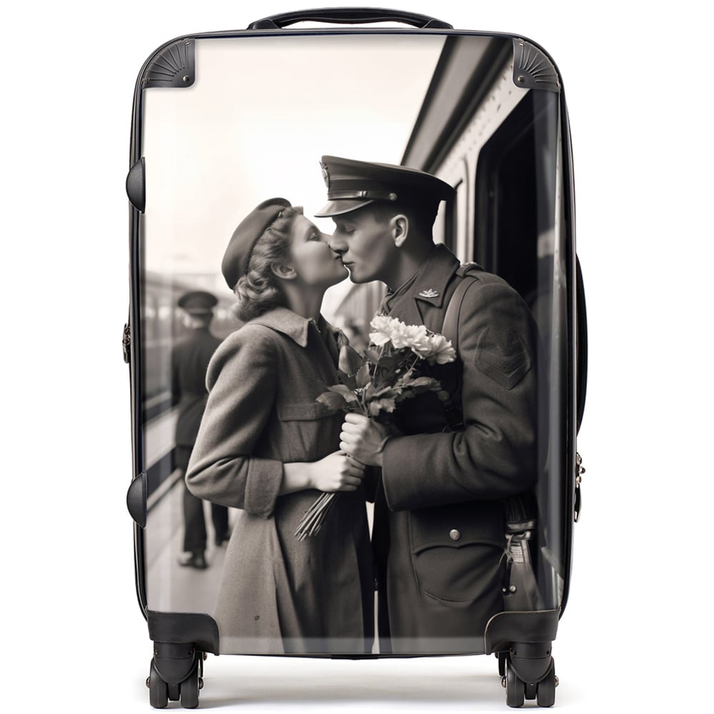 Warren Reed Designer Medium A Kiss Goodbye Suitcase Image 1