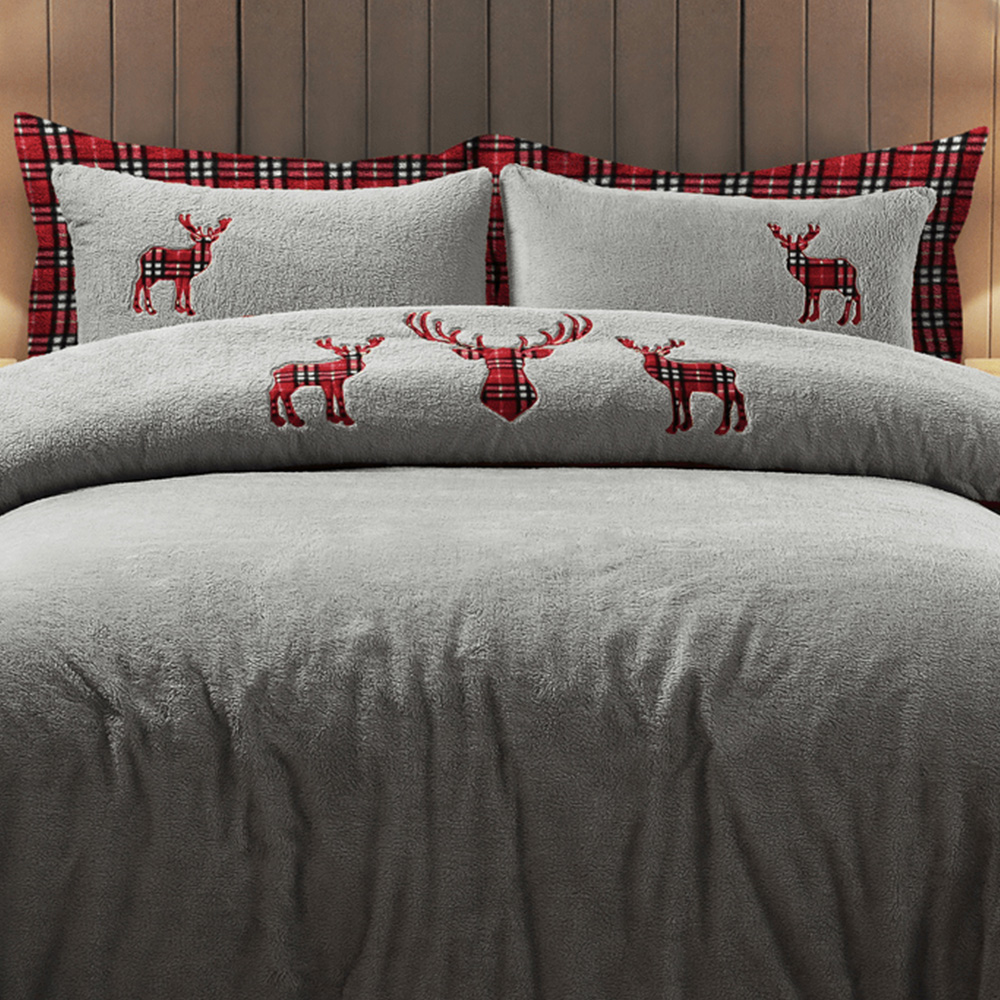 Velosso Single Silver Standing Stag Teddy Fleece Duvet Set Image 2