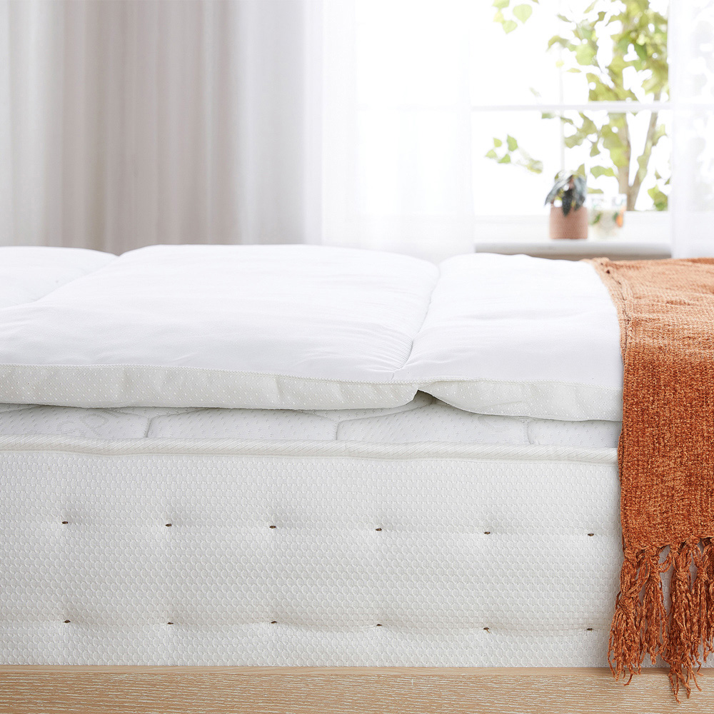 Slumberdown King Sleep Soundly Climate Control Mattress Topper Image 4
