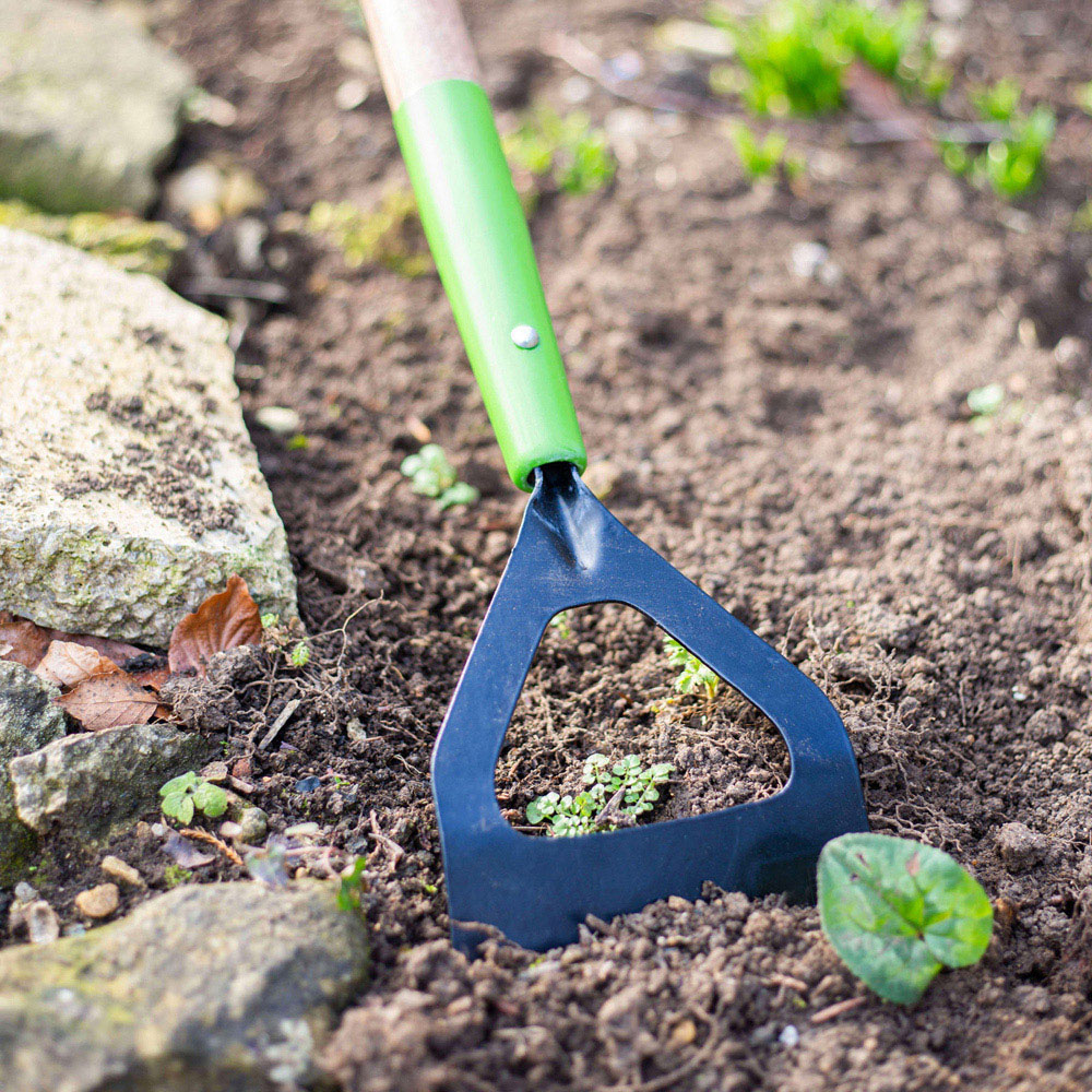 AMES Tools Carbon Steel Dutch Hoe Image 4