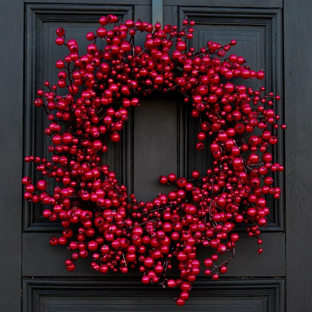 Marco Paul Artificial Christmas Wreath with Red Berries 36cm Image 2