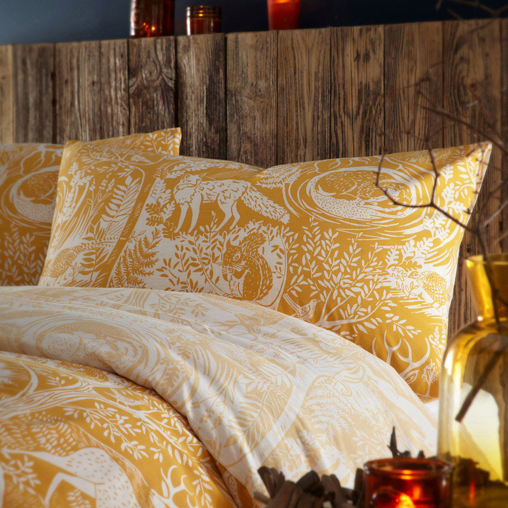 furn. Winter Woods Single Ochre Animal Duvet Cover Set Image 2