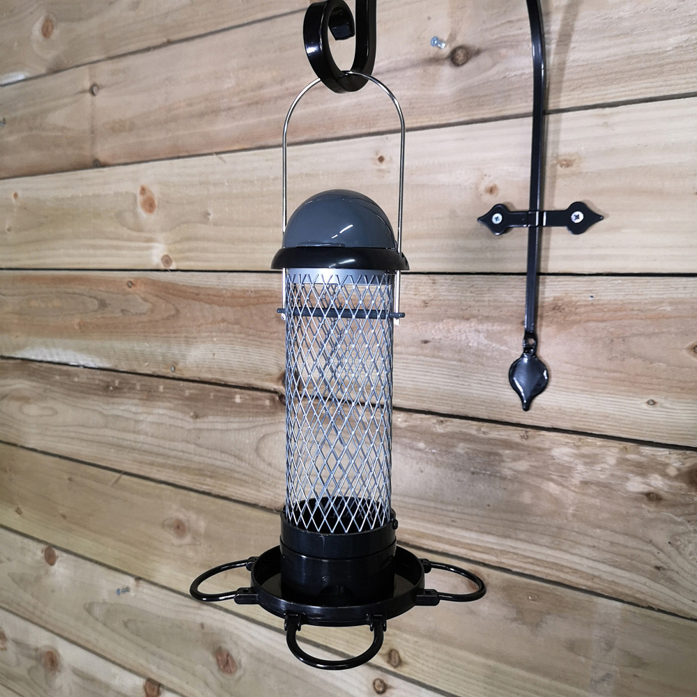 Tom Chambers Roll Top Hanging Wild Bird Suet Pellet Feeder Image 5