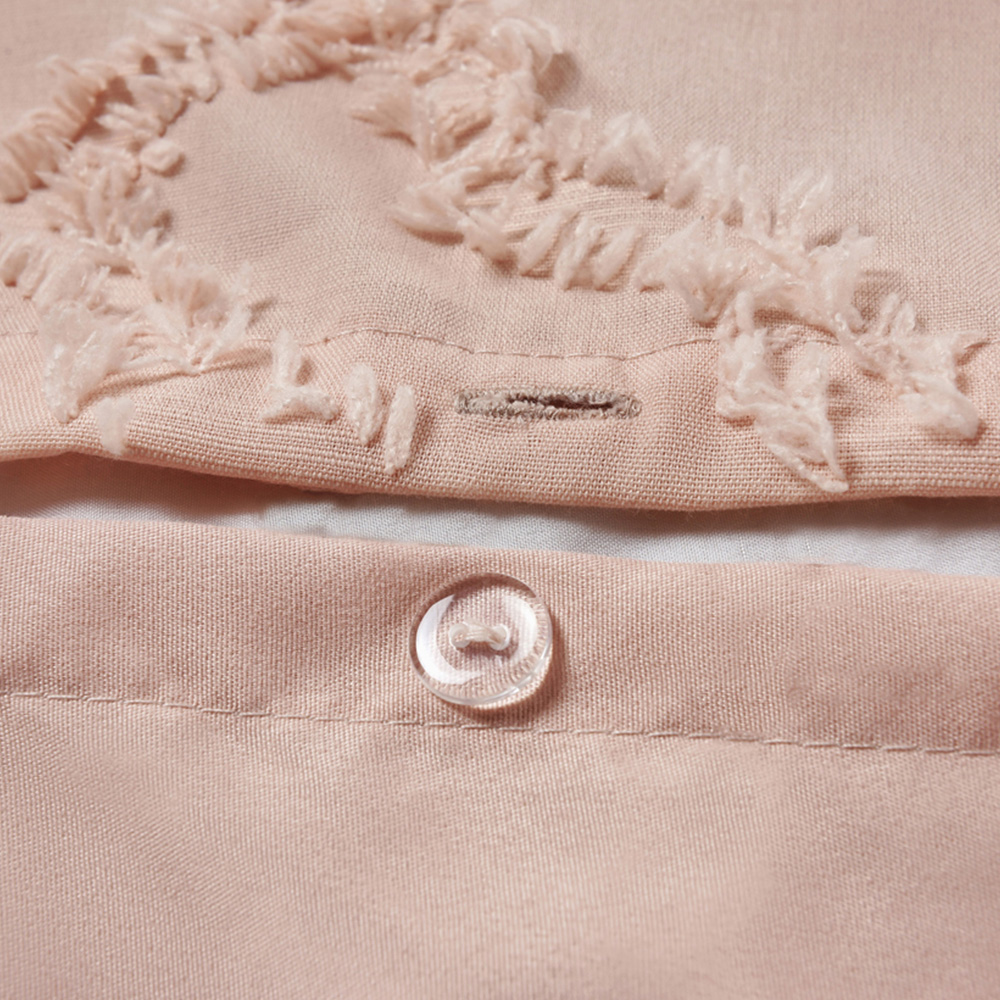 Intimates Ophelia King Size Tufted Blush Duvet Set Image 4