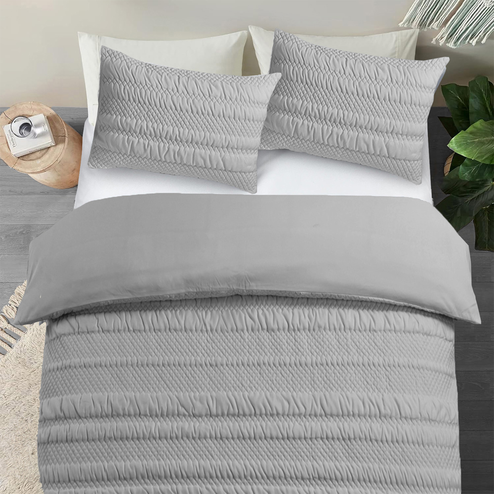 Velosso King Size Silver Saville Duvet Set Image 4