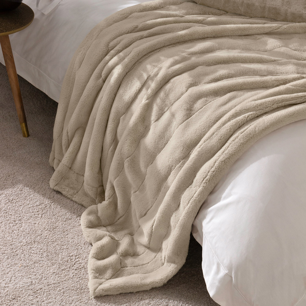 Paoletti Empress Oatmeal Faux Fur Reversible Throw 130 x 180cm Image 2