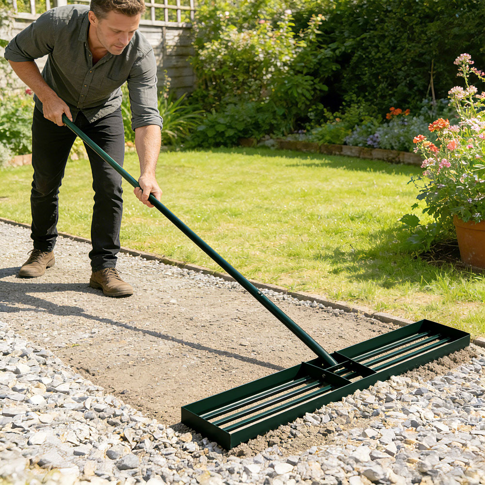 Outsunny 113 x 26cm Lawn Levelling Rake with Detachable Handle Image 8