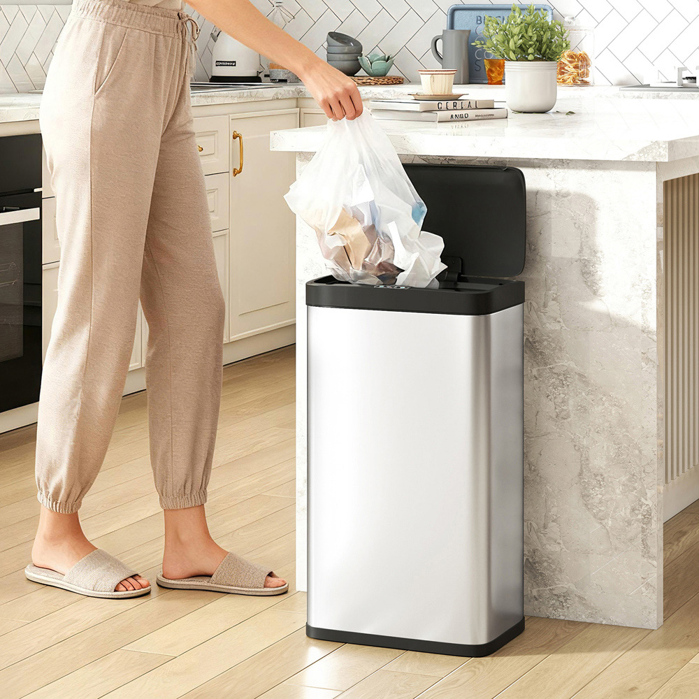HOMCOM Silver and Black Stainless Steel Slim Automatic Sensor Bin 45L Image 2