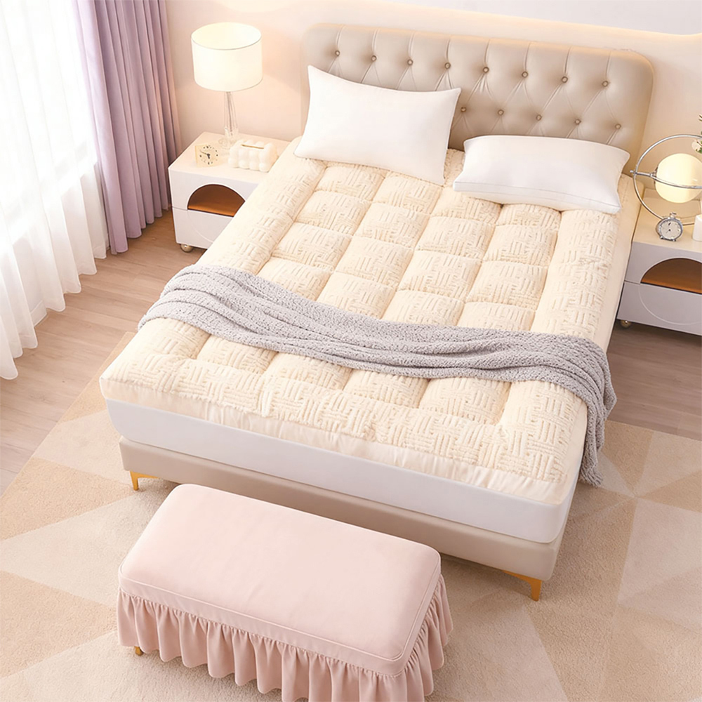 Living and Home Super King Size Light Beige Quilted Mattress Topper Image 7